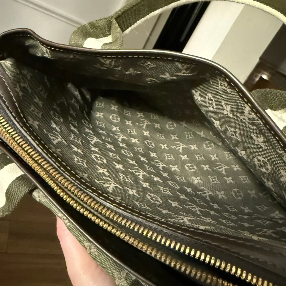 Louis Vuitton Monogram Top Handle Bag. EC! 👜 - Picture 11 of 16